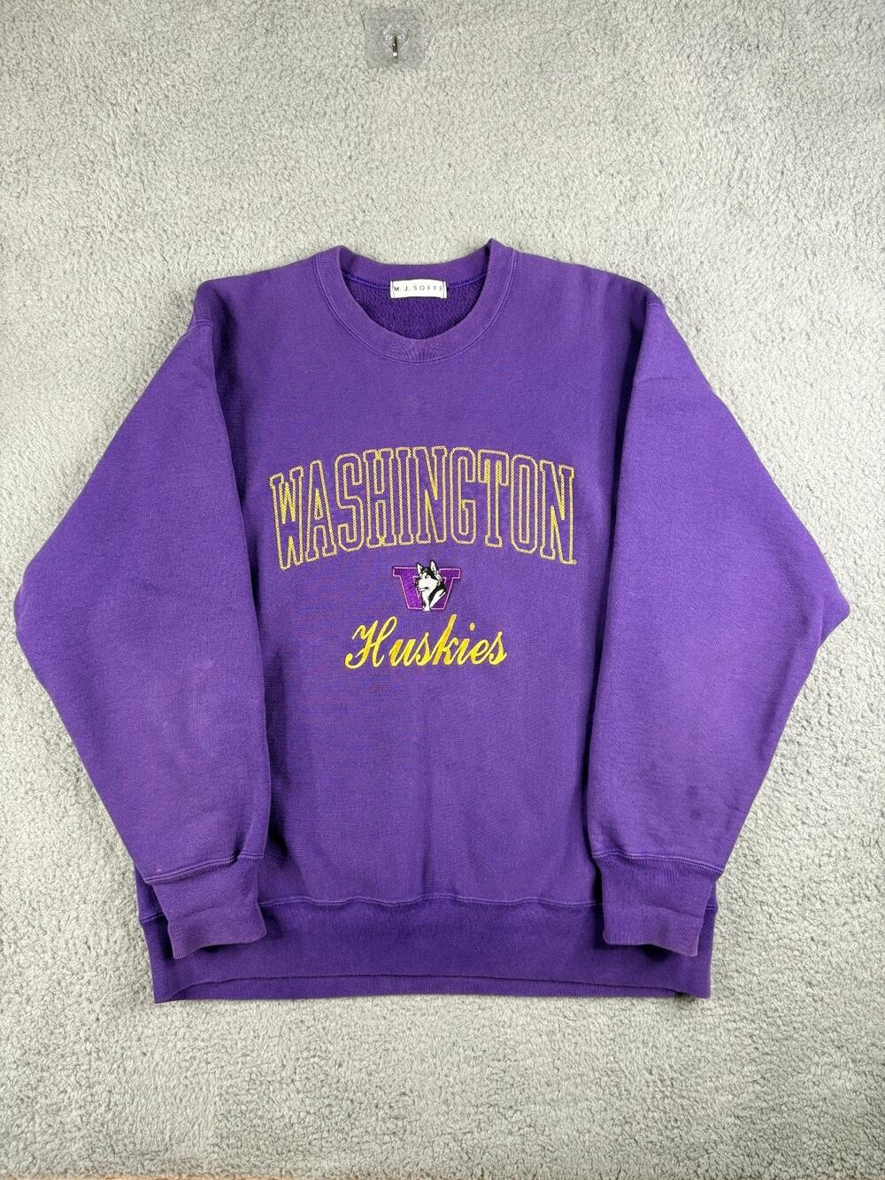 VTG M.J. Soffe Washington Huskies Sweatshirt Men's Chest SZ 48 Purple Ribbed Hem